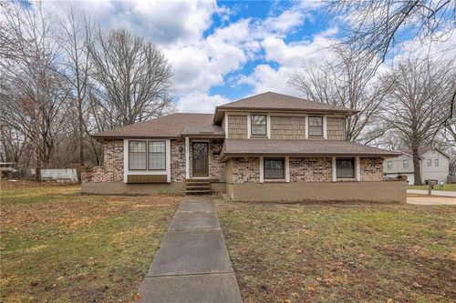 1202 W Elm St, Greenwood, MO, 64034-9602 | Card Image