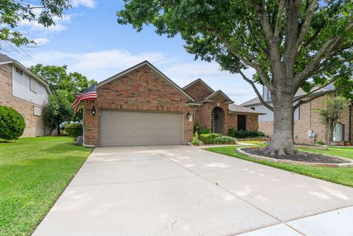 2501 Amen Corner Rd, Pflugerville, TX, 78660-5027 | Card Image
