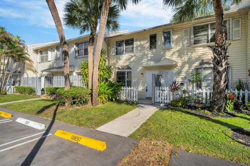 153 Sw 3rd St, Pompano Beach, FL, 33060-7938 | Card Image