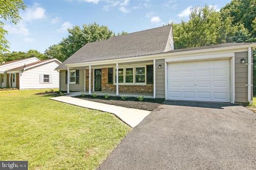 34 Gallaway Lane, Willingboro, NJ, 08046 | Card Image