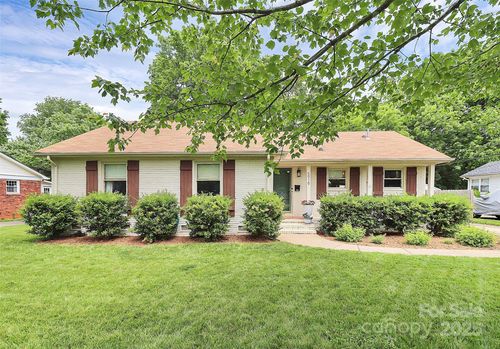 5929 Brookhaven Rd, Charlotte, NC, 28210-3811 | Card Image