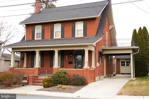 250 E Madison St, GREENCASTLE, PA, 17225-1024 | Card Image