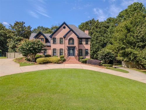 28 Saint Ives Way, Winder, GA, 30680-3777 | Card Image