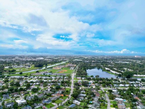 359 Garden Blvd, Palm Beach Gardens, FL, 33410-4879 | Card Image