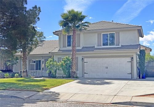 10575 Teakwood Way, Adelanto, CA, 92301-4807 | Card Image