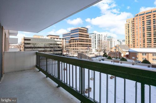 apt-104-3800 Fairfax Dr, ARLINGTON, VA, 22203-1758 | Card Image