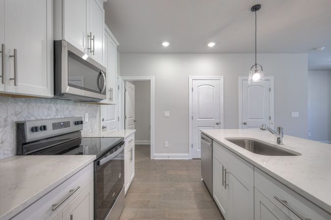 UNIT-302 - 204 Douglas Bend Rd, Townhouse with 3 bedrooms, 3 bathrooms and 2 parking in Gallatin TN | Image 6