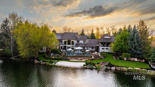 1122 W Two Rivers Ln, Eagle, ID, 83616-7129 | Card Image