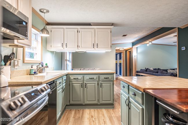 1360 Rays Bridge Rd, House other with 3 bedrooms, 2 bathrooms and 2 parking in Whispering Pines NC | Image 24