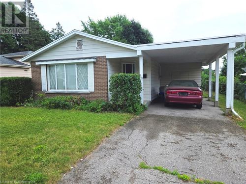 219 Huntingdon Cres, Waterloo, ON, N2L4P8 | Card Image