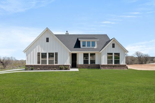 7016 Ranch View Pl, Springtown, TX, 76082-2670 | Card Image