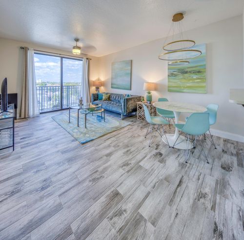 408-511 Lucerne Ave, Lake Worth Beach, FL, 33460-3858 | Card Image