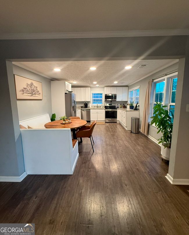 6084 Lights Ferry Rd, House other with 2 bedrooms, 2 bathrooms and null parking in Flowery Branch GA | Image 4