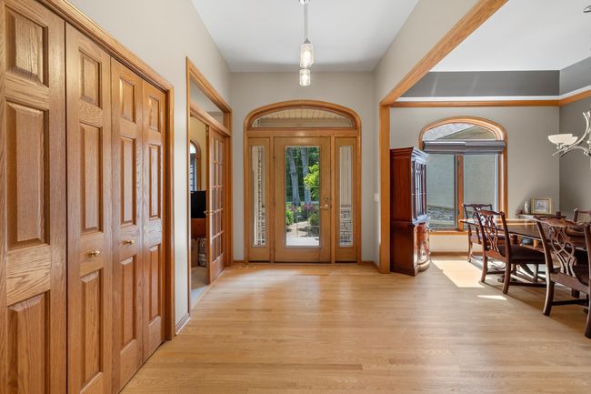 10605 Red Hawk Ln, House other with 5 bedrooms, 4 bathrooms and 3 parking in Spring Grove IL | Image 8