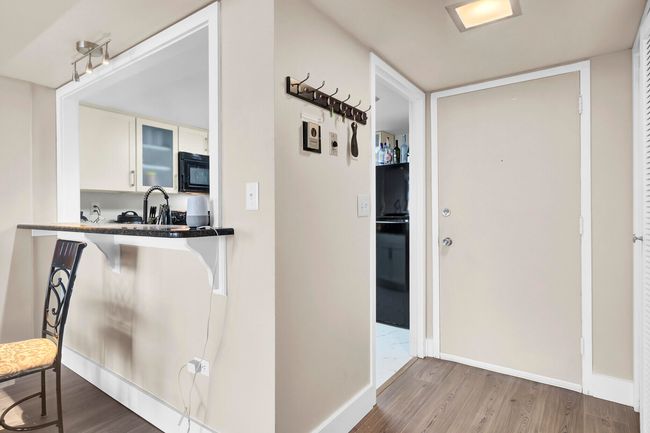 Ashley House 6H Kitchen Pass Through | Image 7