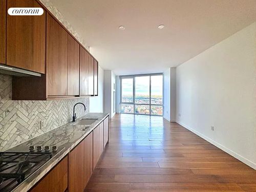 36d-21 India St, Brooklyn, NY, 11222-7379 | Card Image