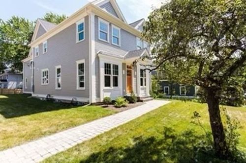 9 Ridgeway Ave, Needham, MA, 02492-4219 | Card Image