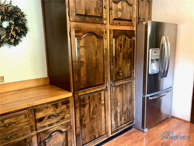 22915 W Walnut Ln, House other with 3 bedrooms, 2 bathrooms and 1 parking in Genoa OH | Image 14