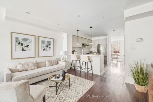 1-120 Strachan Avenue, Toronto, ON, M6J3S9 | Card Image