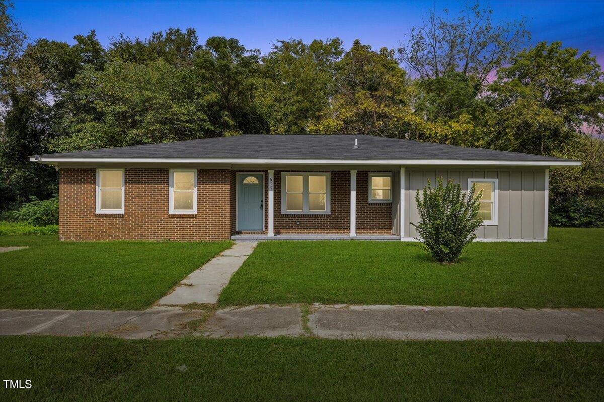 Spruce St, Goldsboro, NC 27530