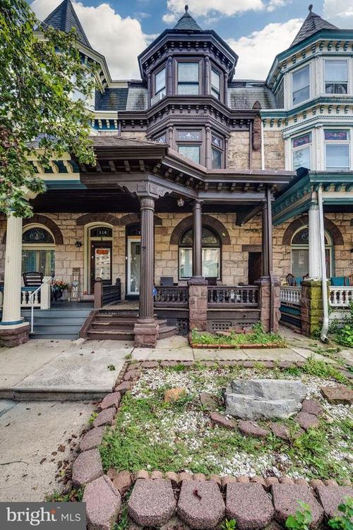 112 Windsor St, READING, PA, 19601-2046 | Card Image
