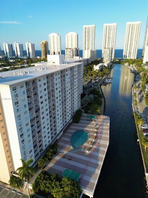 apt-524-400 Kings Point Dr, Sunny Isles Beach, FL, 33160-4734 | Card Image