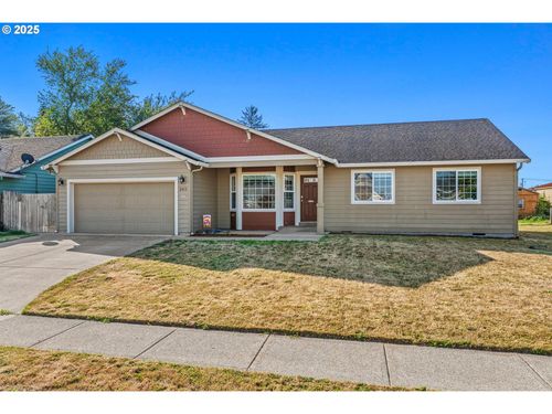 202 Wyatt Dr, Kelso, WA, 98626-1994 | Card Image