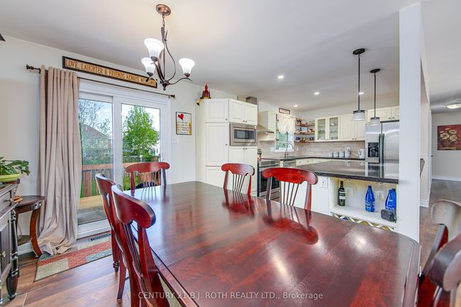 239 Centre St, House other with 4 bedrooms, 2 bathrooms and 6 parking in Angus ON | Image 11