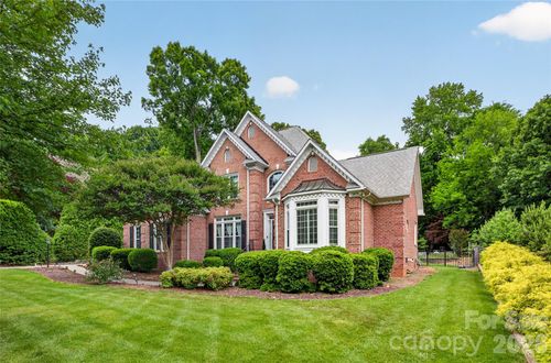 3100 Lakewood Edge Dr, Charlotte, NC, 28269-7704 | Card Image