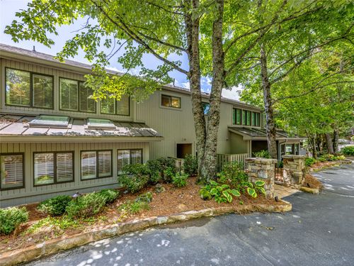 20-24 E Toxaway Shrs, Lake Toxaway, NC, 28747-9679 | Card Image