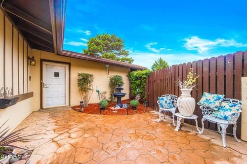 10603 Park View Cir, El Paso, TX, 79935-3103 | Card Image