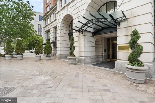 1103n-601 Pennsylvania Ave Nw, WASHINGTON, DC, 20004 | Card Image