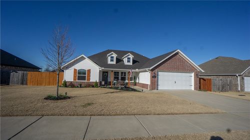 321 N Otoe St, Farmington, AR, 72730-5005 | Card Image