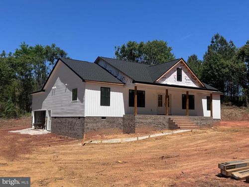 16061 Jefferson Hwy, BUMPASS, VA, 23024-3531 | Card Image