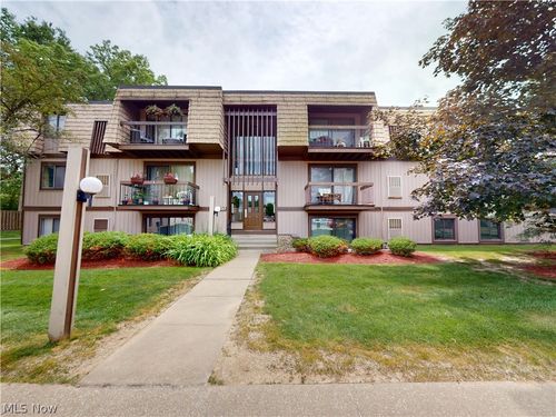 c-11-9510 Cove Drive, North Royalton, OH, 44133 | Card Image