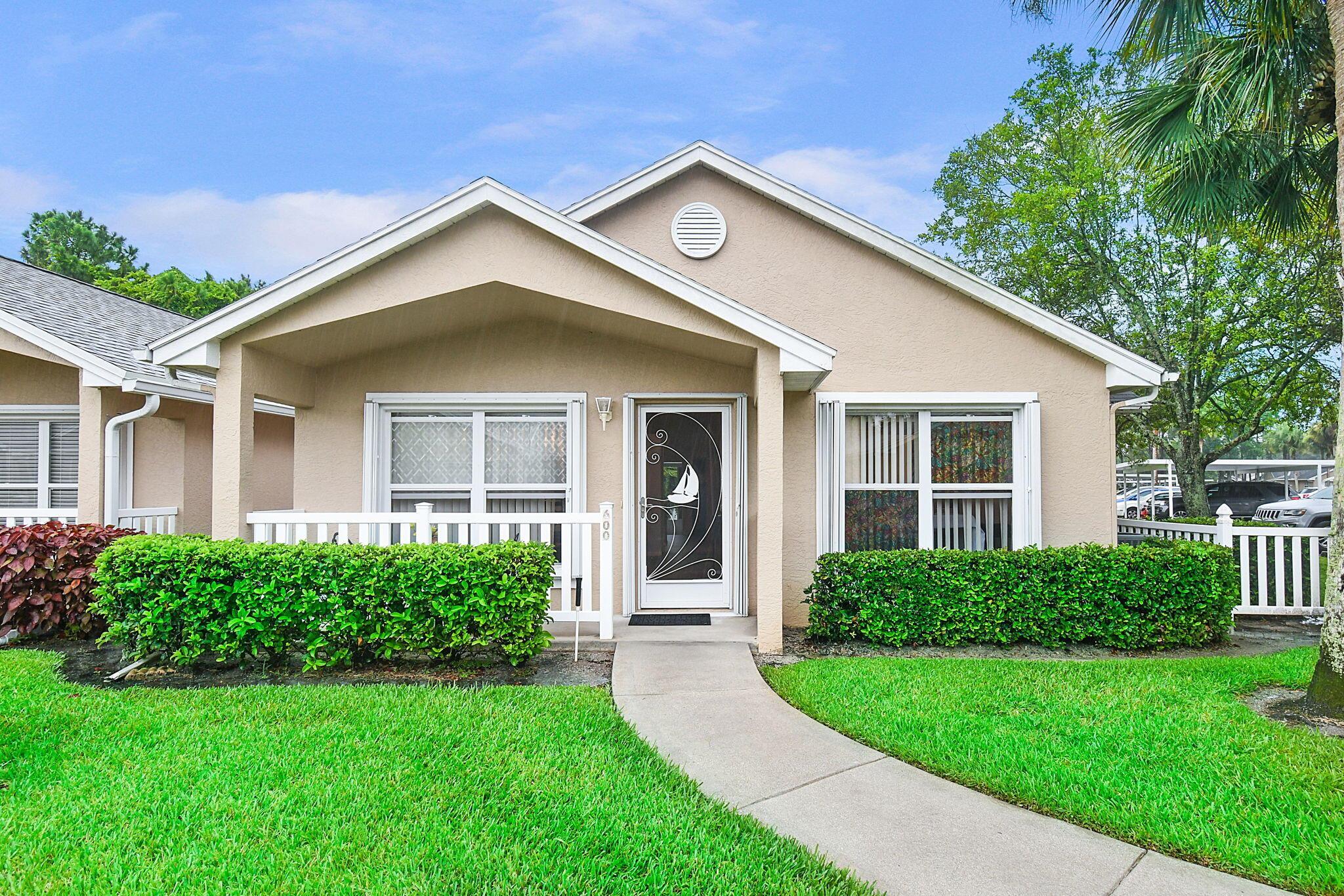 San Remo Cir, Port Saint Lucie, FL 34986