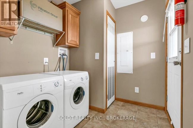 659 Port Maitland Road, Home with 3 bedrooms, 2 bathrooms and 2 parking in Haldimand (Dunnville) ON | Image 31