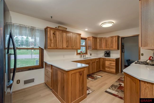 829 Church St, House other with 4 bedrooms, 2 bathrooms and null parking in Saint Peter MN | Image 13