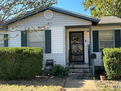 302 E Fowler Avenue, House other with 3 bedrooms, 2 bathrooms and null parking in Killeen TX | Image 2