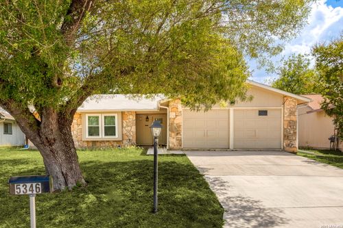 5346 Binz Engleman Rd, Kirby, TX, 78219-2057 | Card Image