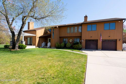 207 Mckinley Ct, Brick, NJ, 08724-1719 | Card Image