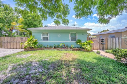 1-261 Sw 15th St, Dania Beach, FL, 33004-4363 | Card Image
