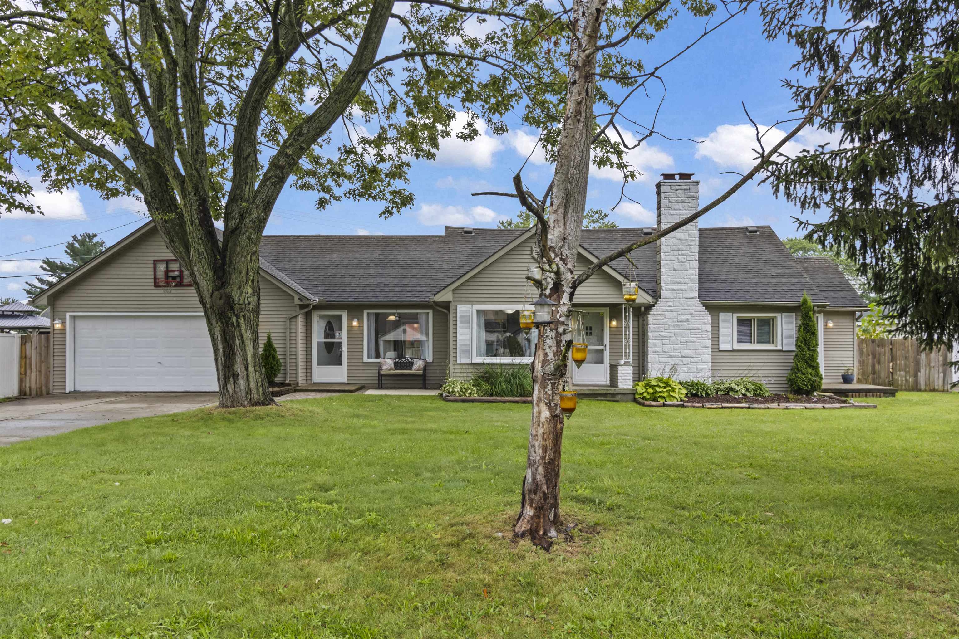 Walpole St, New Baltimore, MI 48047