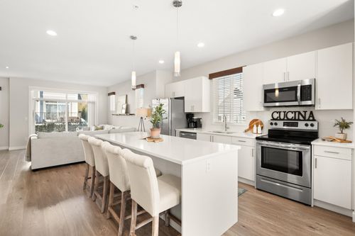 12-7169 208a St, Langley, BC, V2Y0X2 | Card Image