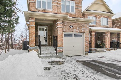 501 Parade Drive, Stittsville - Munster - Richmond, ON, K2S0X7 | Card Image
