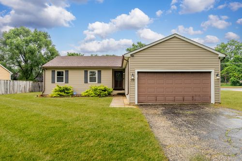 70 Augusta Ct, Glendale Heights, IL, 60139-1820 | Card Image