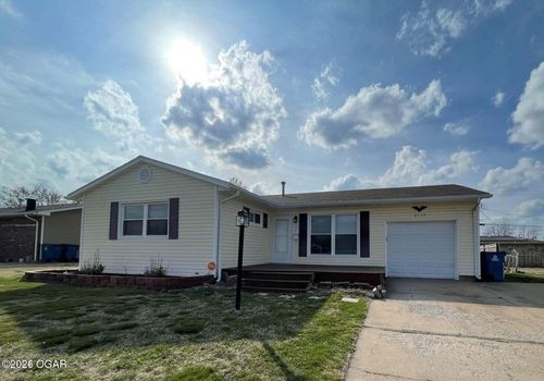 2720 S Iowa Avenue, Joplin, MO, 64804 | Card Image