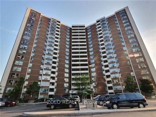 906-15 Vicora Linkway, North York, ON, M3C1A9 | Card Image