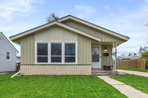 5301 Marboro Dr, RACINE, WI, 53406-4523 | Card Image