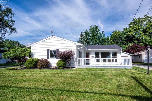 103 Roger Ave, Bellevue, OH, 44811-1152 | Card Image